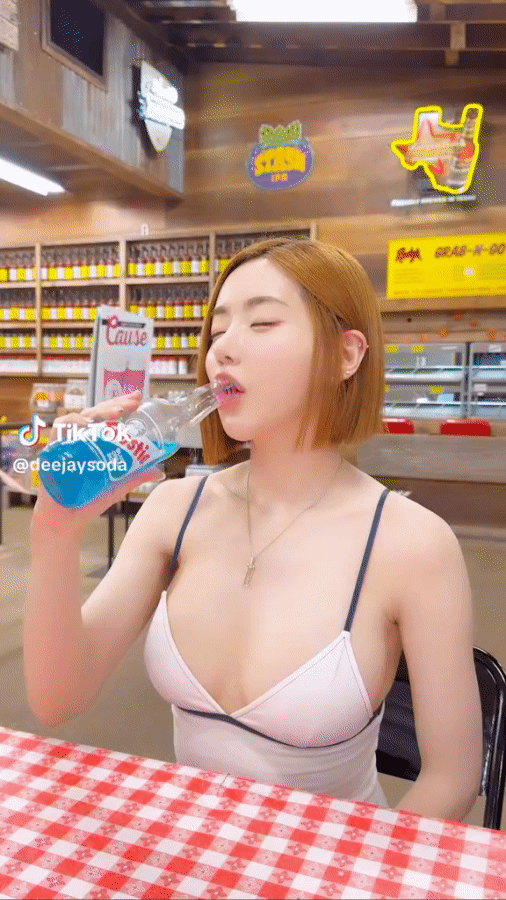 Download (27).gif